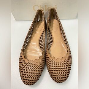 CHLOE Lauren Size 40 perforated ballet flats scalloped Trim Tan Brown Nude Shoes
